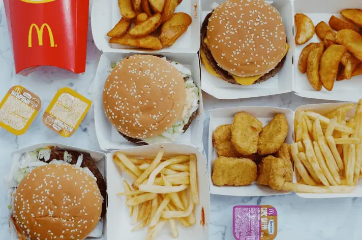 Zoveel calorieën zitten er in deze populaire McDonalds snacks!
